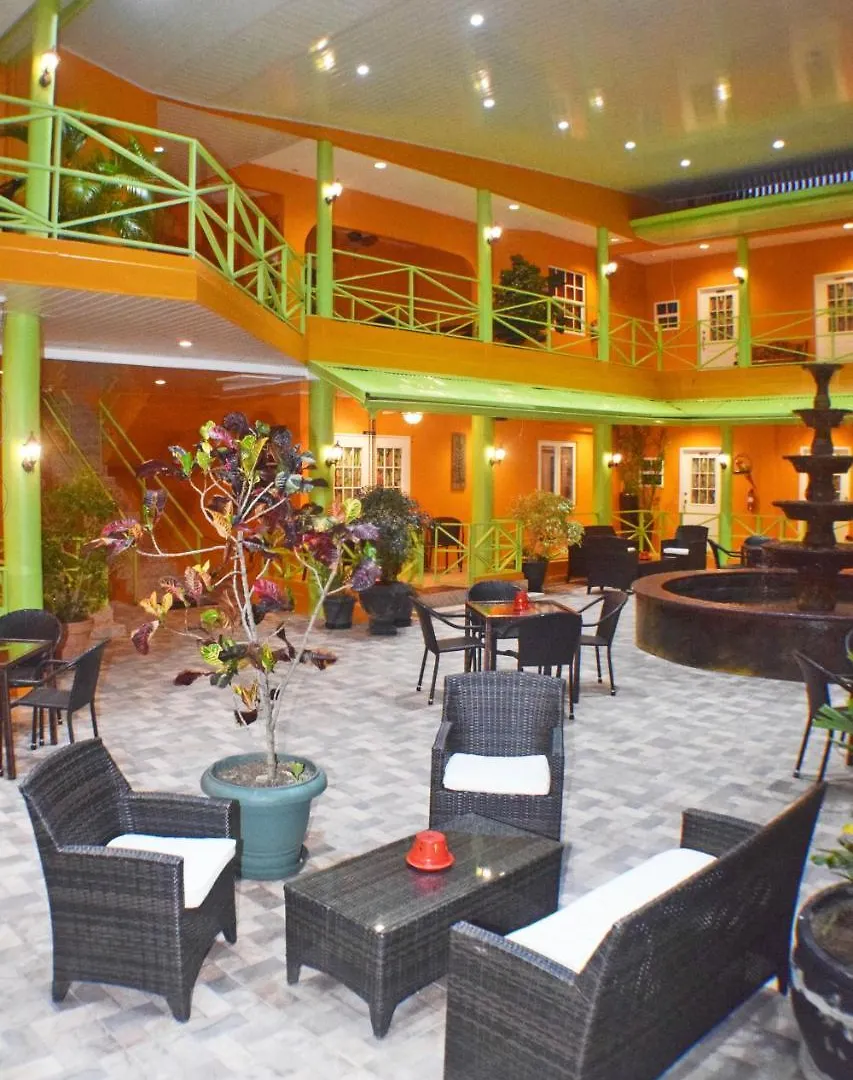 Beverly'S Oasis Suites Scarborough Trinidad And Tobago
