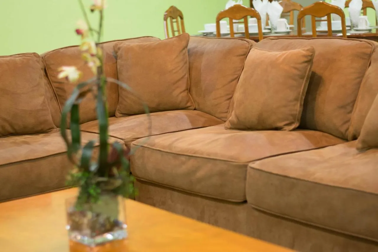 Beverly'S Oasis Suites Scarborough 3*,